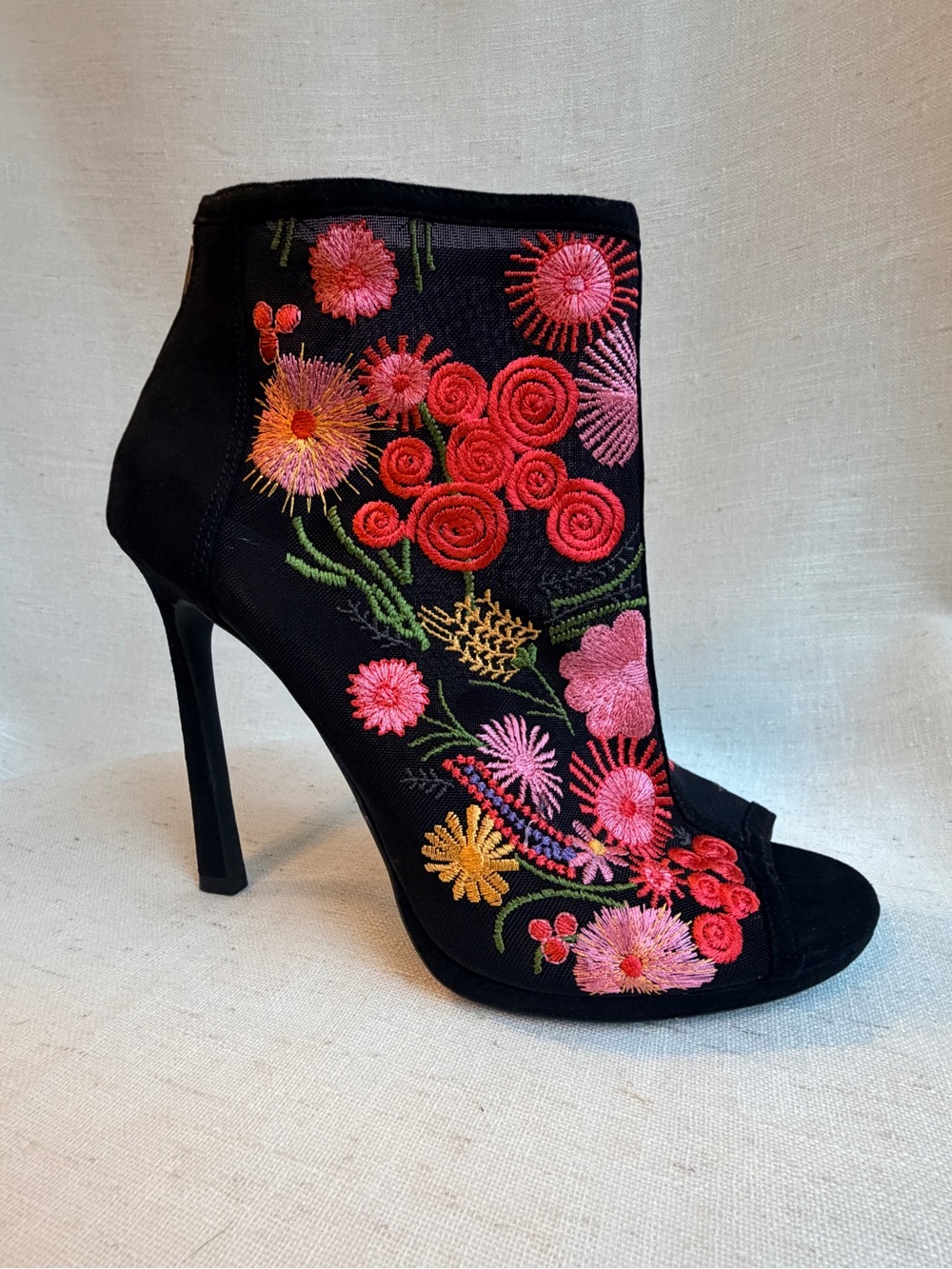 Jessica Simpson Pascall Floral Embroidered Mesh Peep Toe Booties 9.5